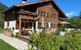 Chalet Tirolia